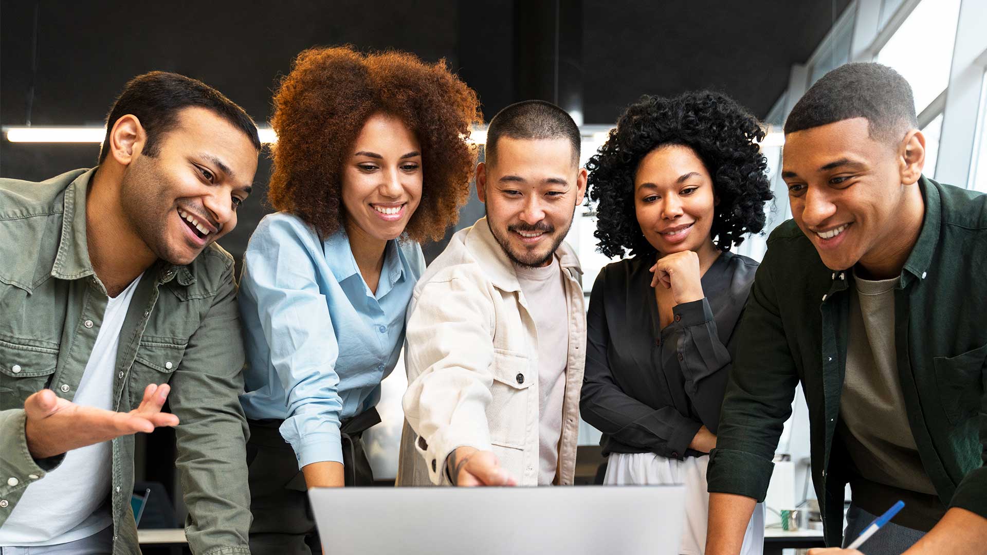 Programa de Governança Pessoa da Aynil: Uma Resposta à Crise de Saúde Mental no Trabalho